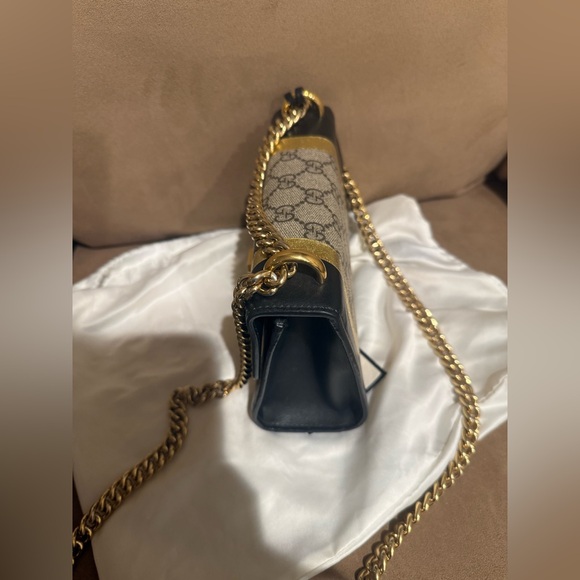 🔥24HR SALE🔥 
Limited edition GUCCI Supreme Monogram Calfskin Black/Gold Padlock - Picture 5 of 12